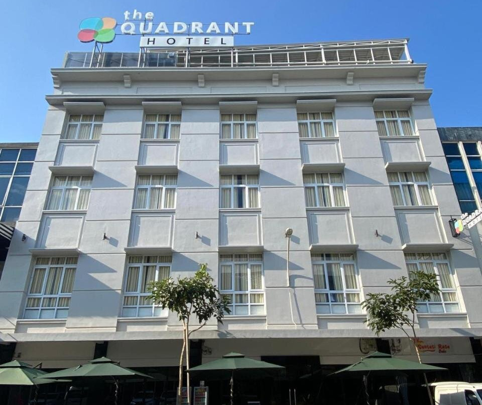 The Quadrant Hotel Kno