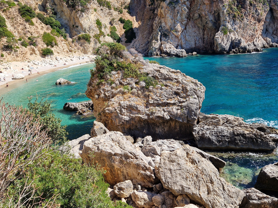 Yali Beach-Giannades必去景点