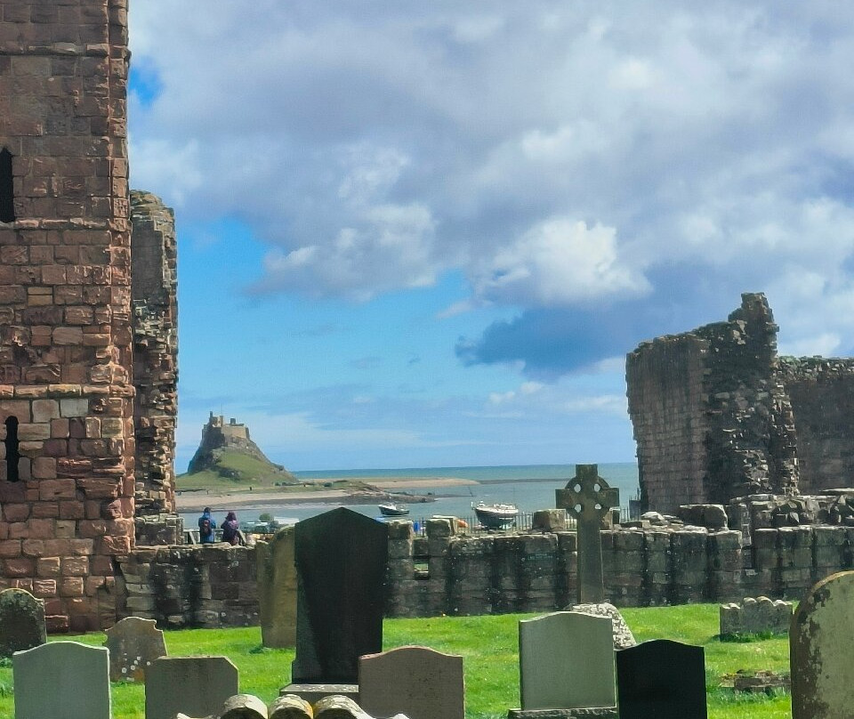 Lindisfarne Priory-Holy Island必去景点