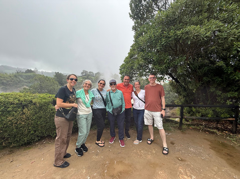 Azorean Tours-蓬塔德尔加达必去景点