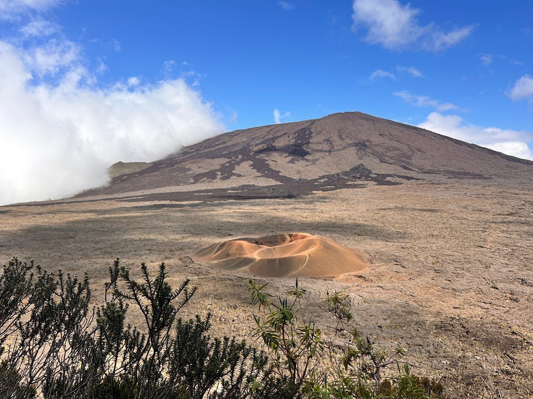Austral Altitude-圣丹尼必去景点