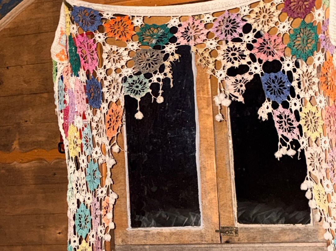 Wanderlusts Gypsy Caravans-彭里斯必去景点