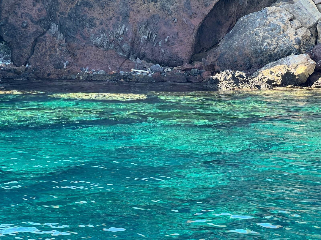 Pescaturismo Jessica E-Porto Pino必去景点