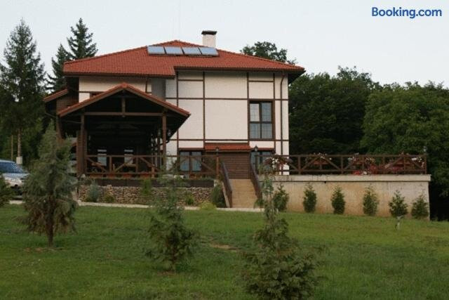 加布罗沃酒店住宿-Milkana Hotel