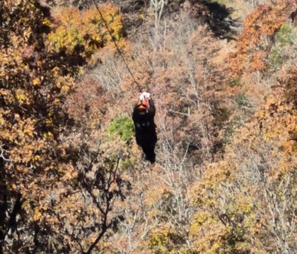 Ozark Mountain Ziplines-尤里卡斯普林斯必去景点