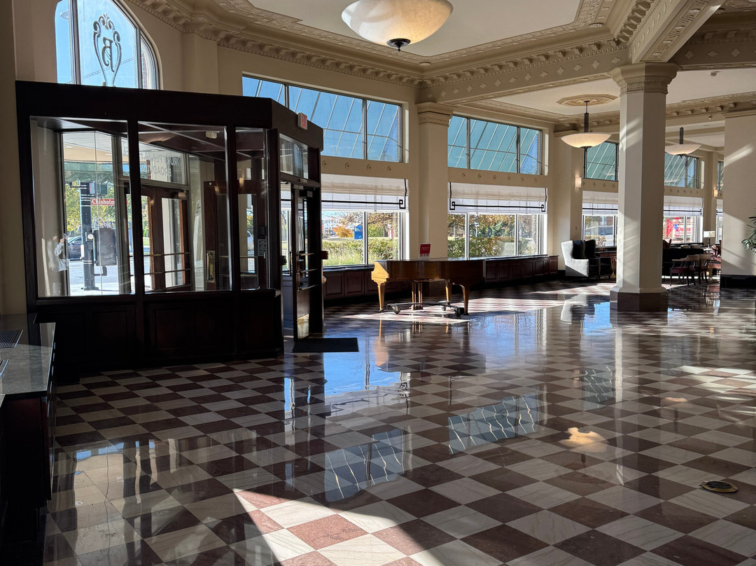 Drury Plaza Hotel Broadview Wichita主图