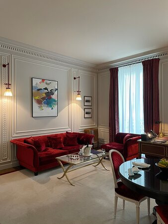 巴黎瑞瑟夫酒店主图