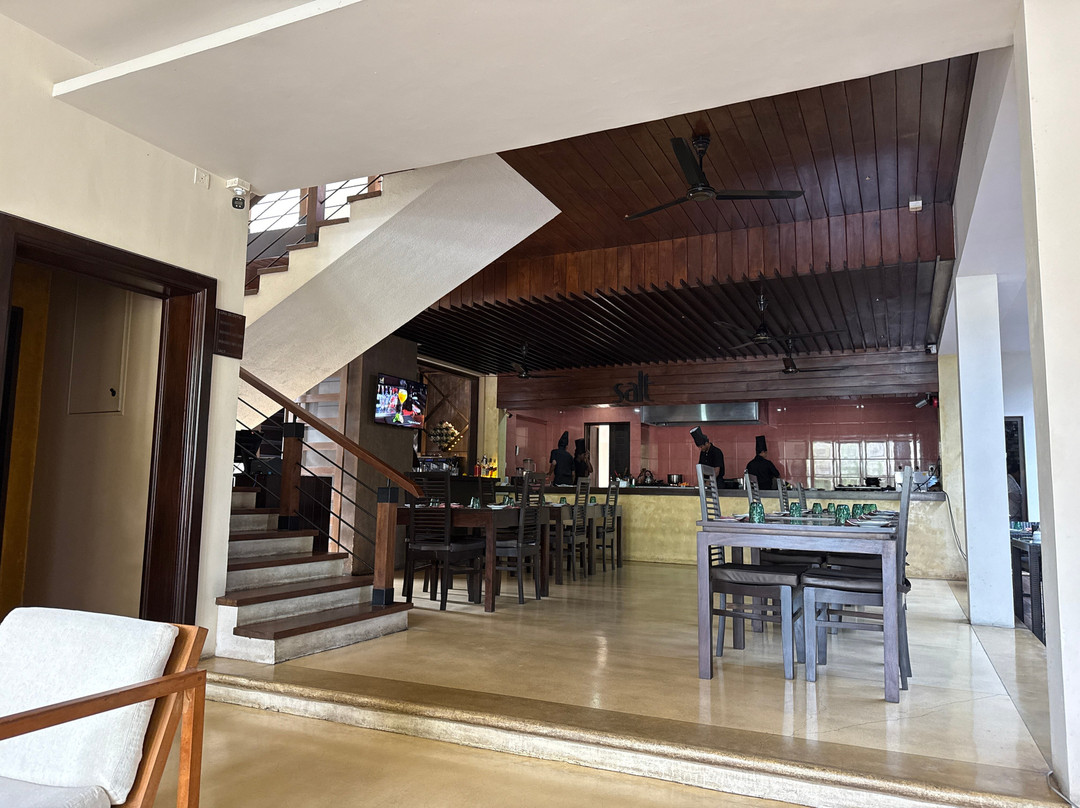 绿色露台酒店主图