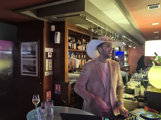 Hôtel Restaurant Méditerranée主图