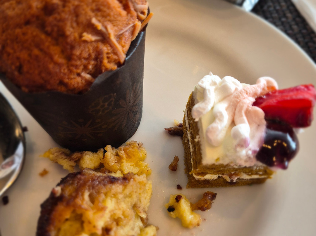 Hotel Santika Mega City Bekasi主图