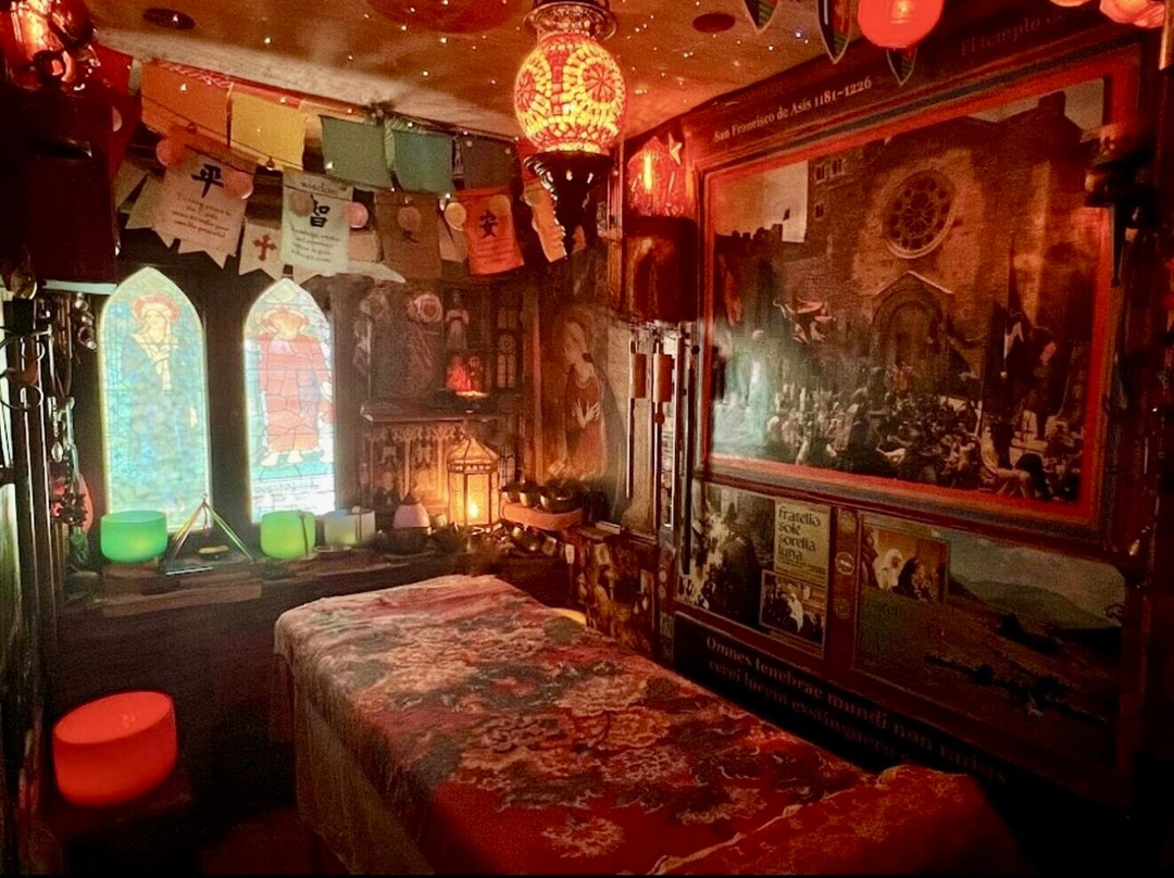 El Templo de Santy-Arroyo de la Miel必去景点