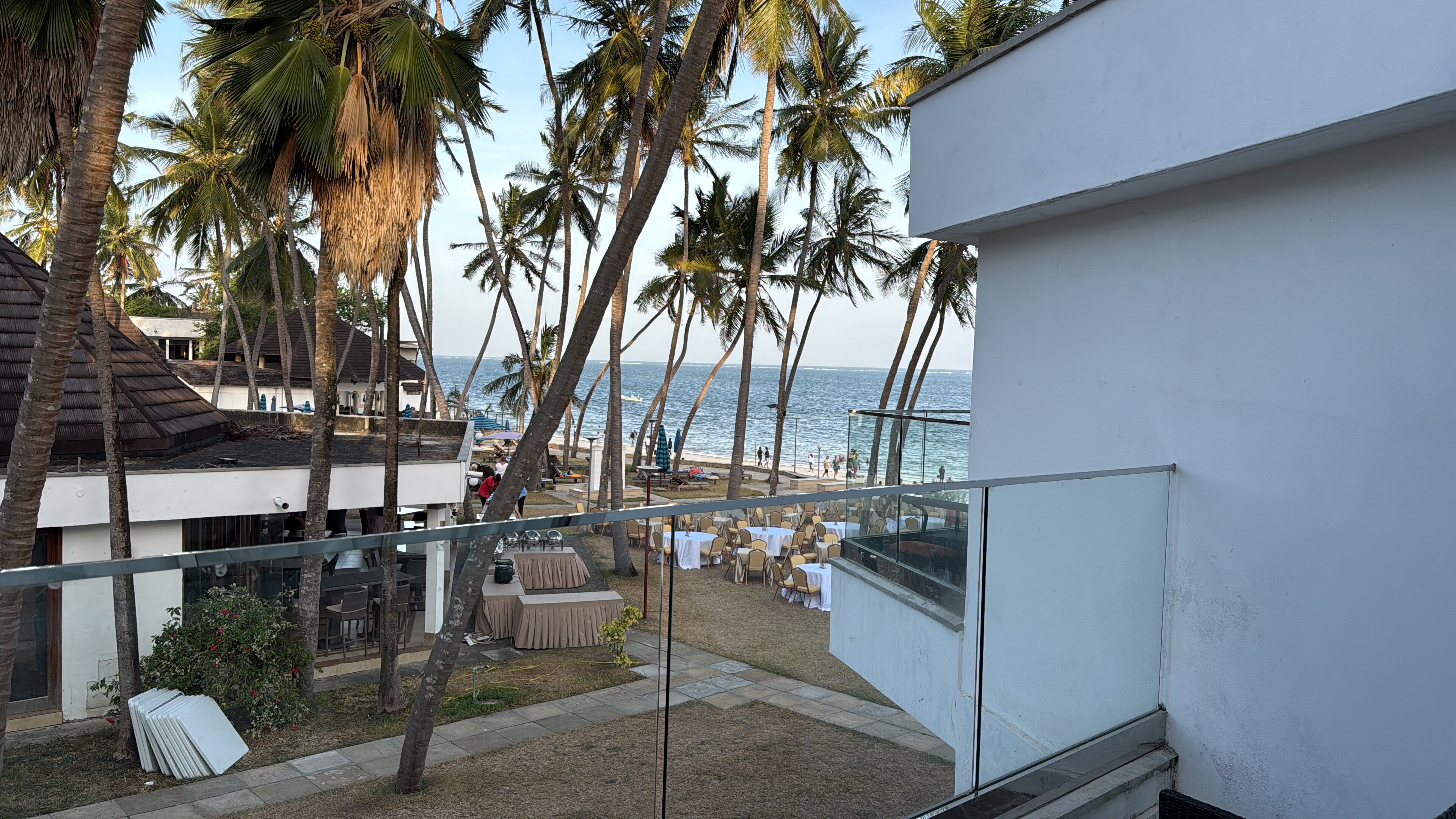 肯尼亚湾海滩酒店-官方