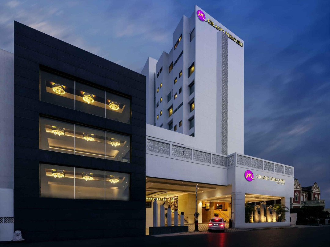 Grand Mercure Vadodara Surya Palace