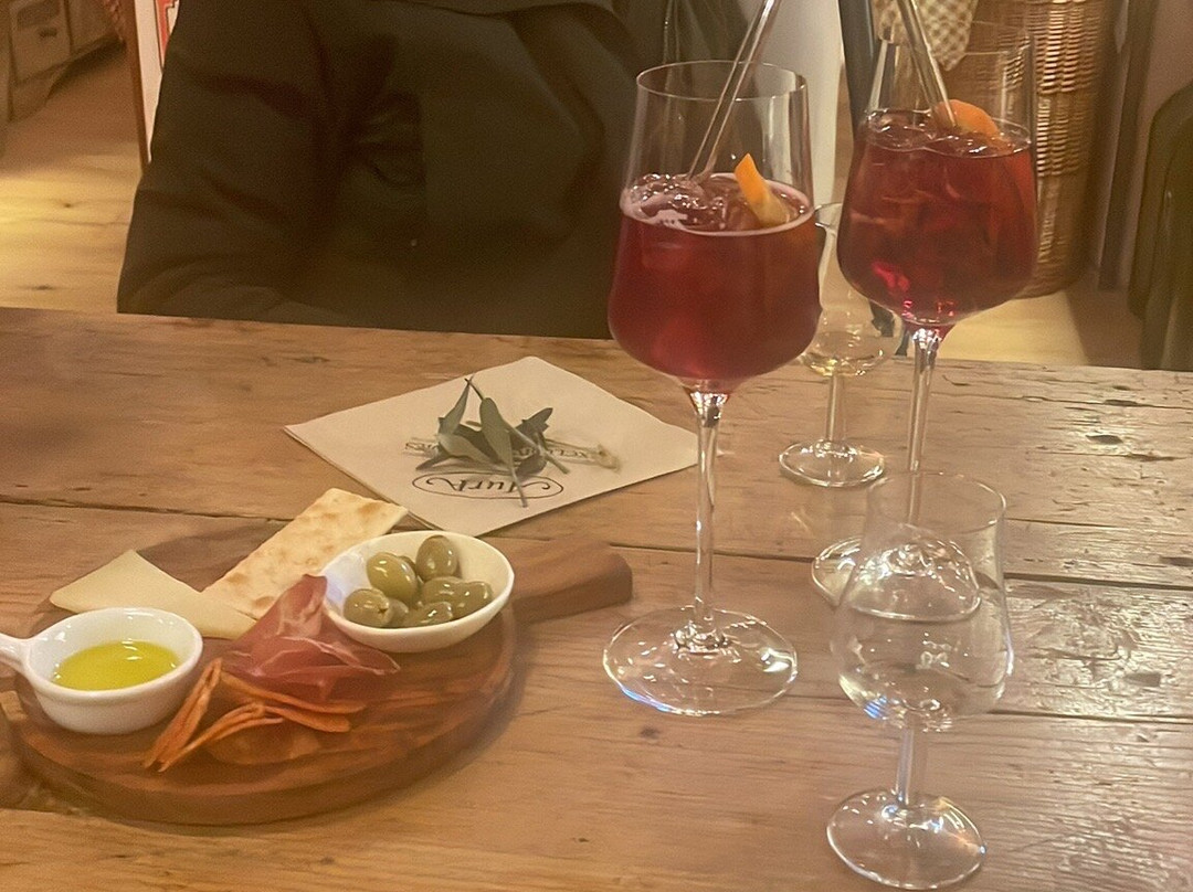 Aura Distillery-Buzet必去景点