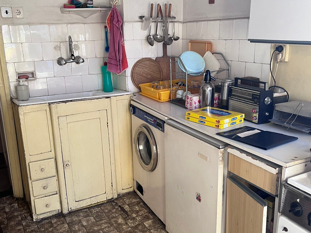 The Red Flat-索非亚必去景点