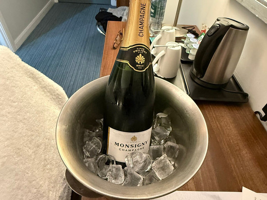 茱莉斯米尔顿凯恩斯旅馆主图