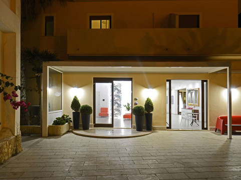 马尔特罗贝斯特韦斯特酒店