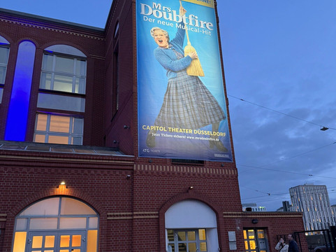 Mrs. Doubtfire - Der neue Musical-Hit-杜塞尔多夫必去景点