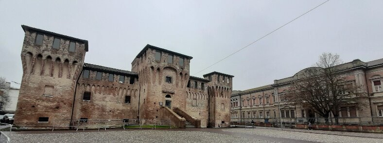 Antica Rocca di Cento-琴托必去景点