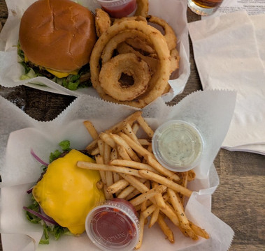 Short Story Brewing-Rivesville必去景点