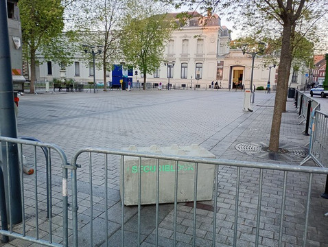 l'Hospice d'Havre- Maison Folie-图尔宽必去景点