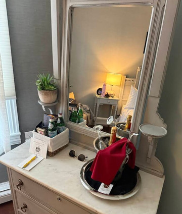 卡罗尔别墅酒店主图