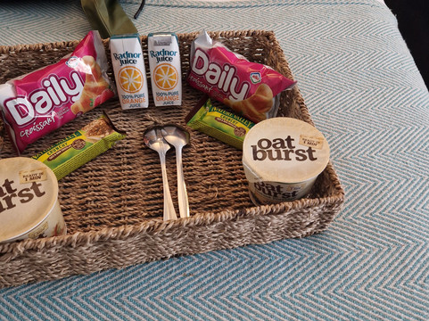 皇家酒店及酒吧主图