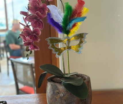 勒纳尔酒店主图