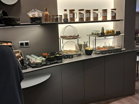 圣安纳酒店主图