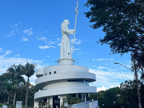Monumento Frei Bruno-Joacaba必去景点