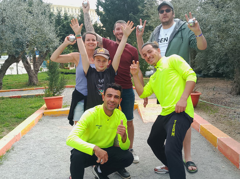 麦地那日光浴及海水浴酒店主图