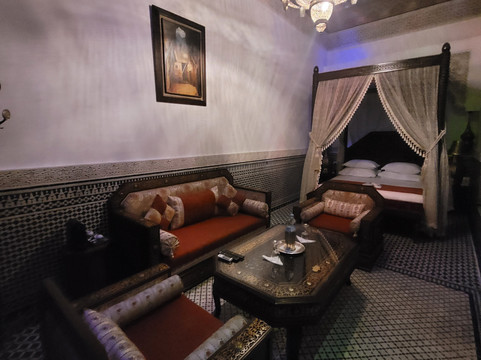 摩洛哥传统庭院玛雅套房及水疗酒店主图