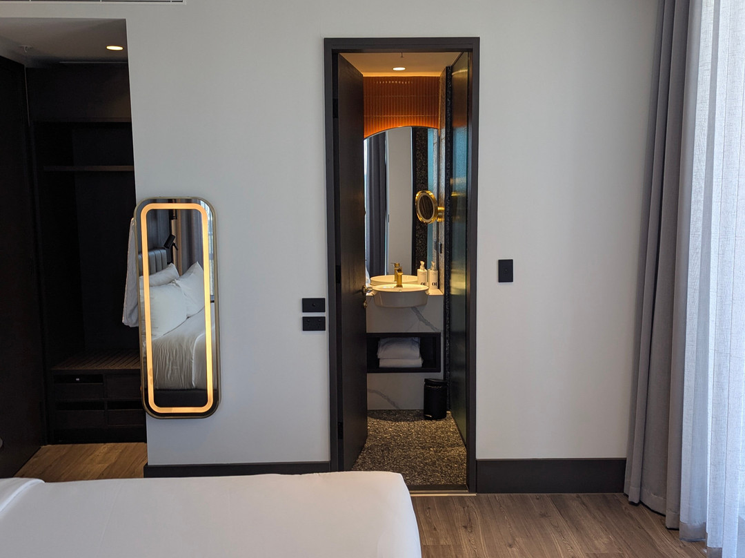 莫特利酒店主图