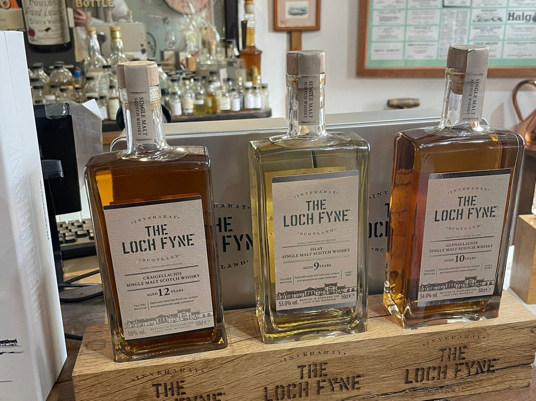 Loch Fyne Whiskies-因弗雷里必去景点