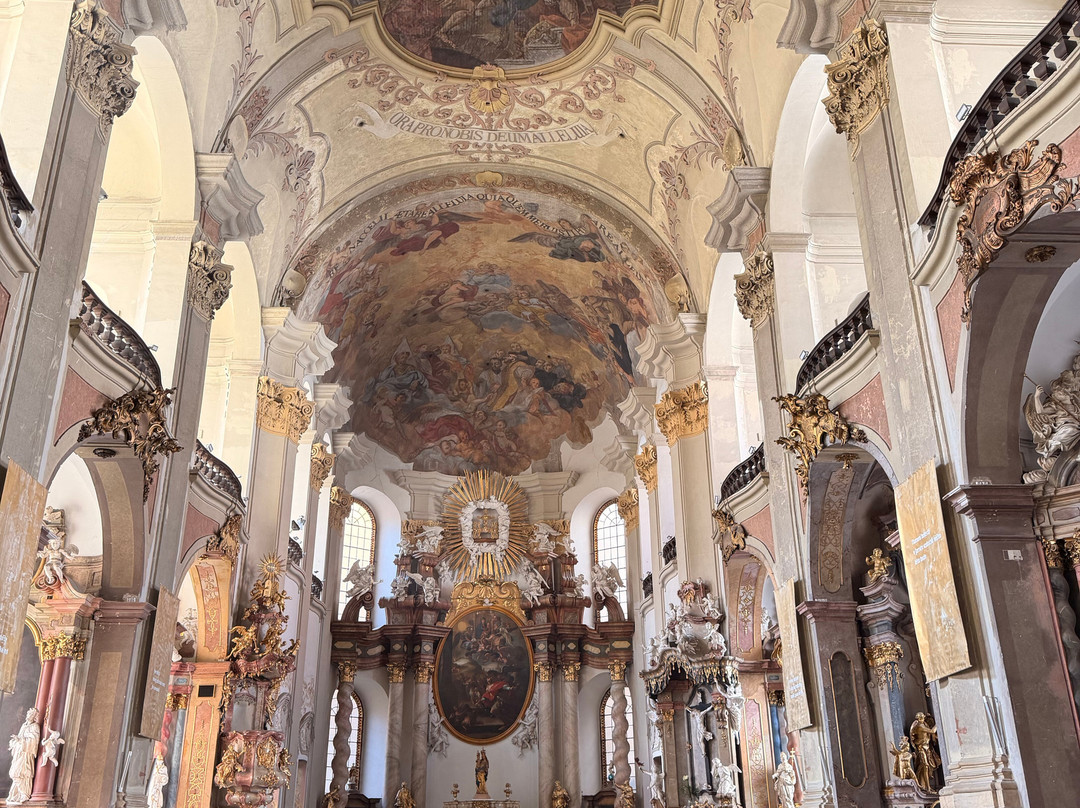 Kostel Panny Marie Snezne-奥洛穆克必去景点