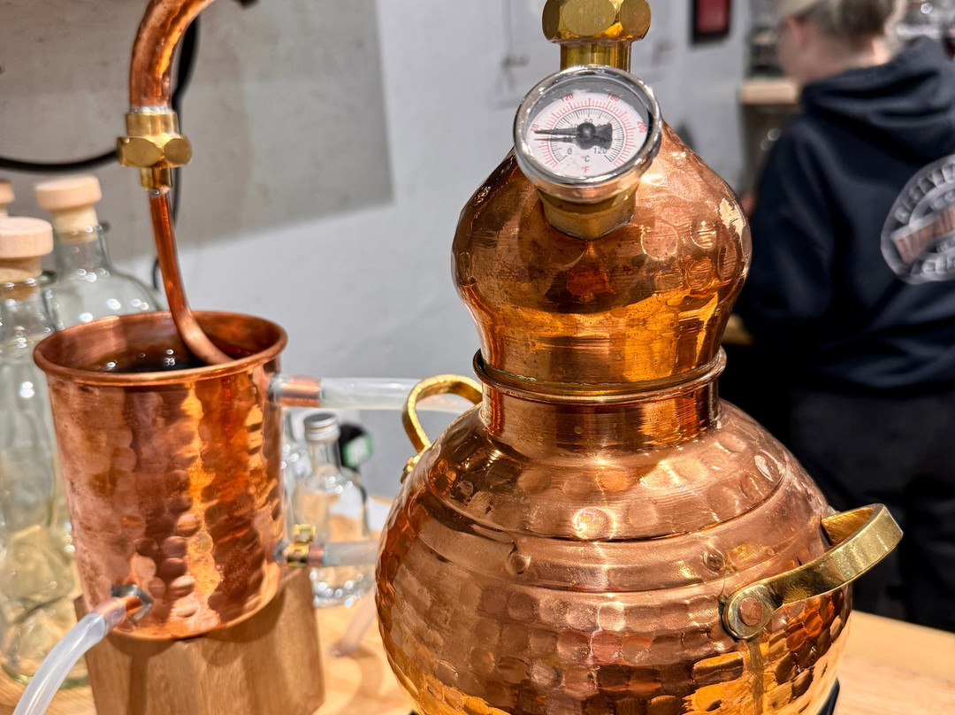 Llanfairpwll Distillery-Gaerwen必去景点
