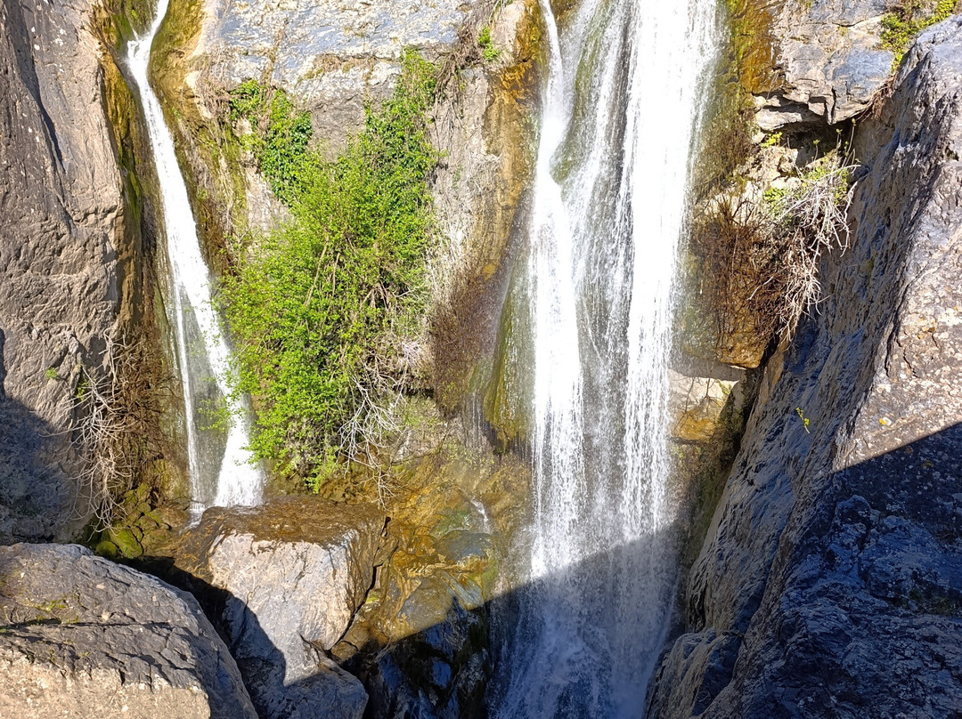 Cascade de l'Ucelluline-San-Nicolao必去景点