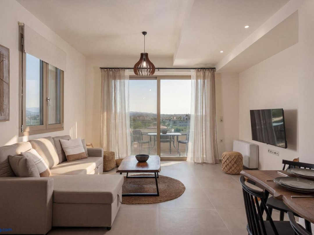 AURA Suites