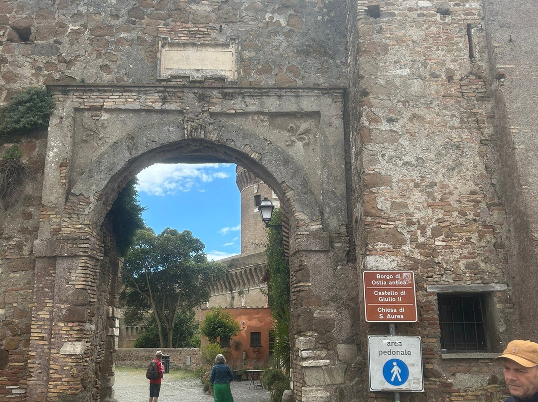Castello di Giulio II-Ostia Antica必去景点