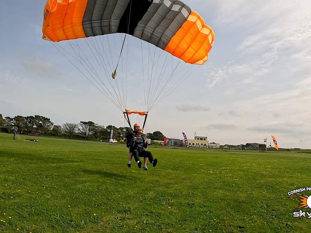 Cornish Parachute Club-佩伦波思必去景点