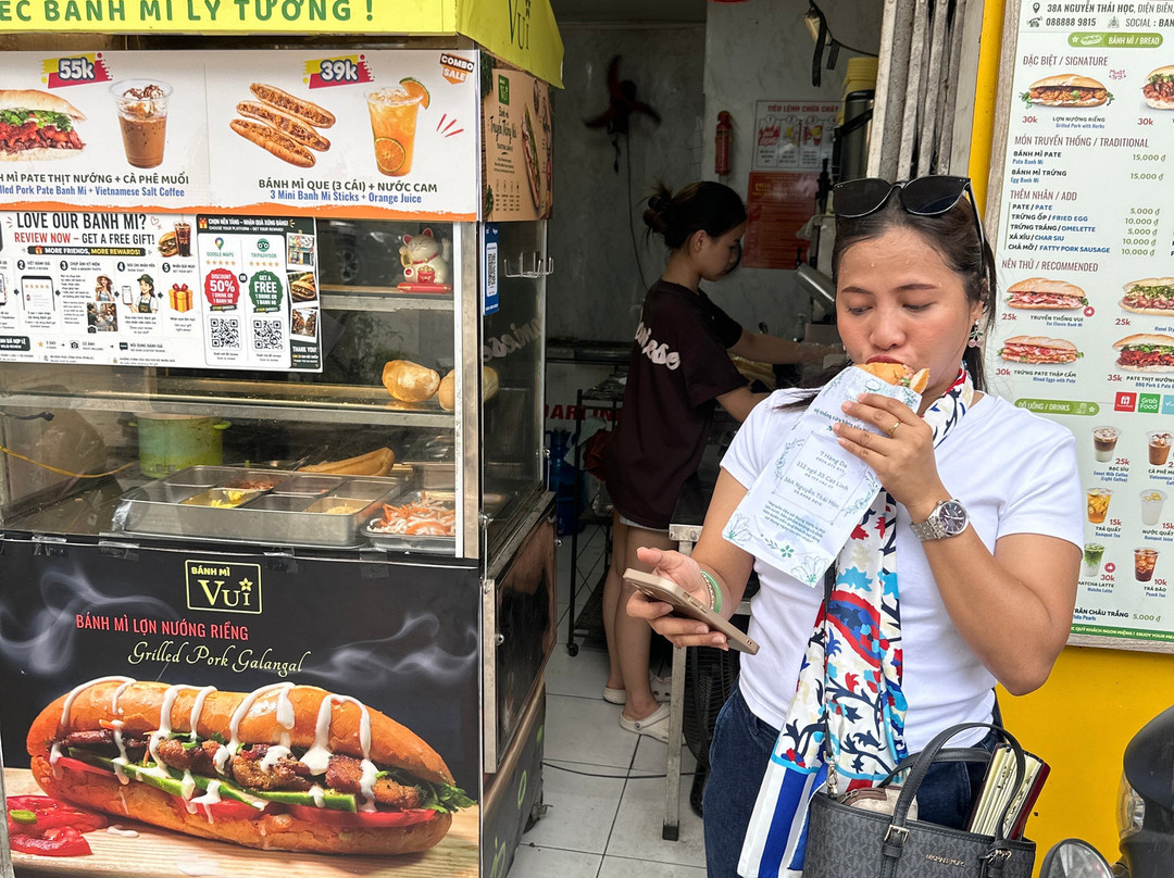 Banh Mi Vui - Nguyen Thai Hoc Street