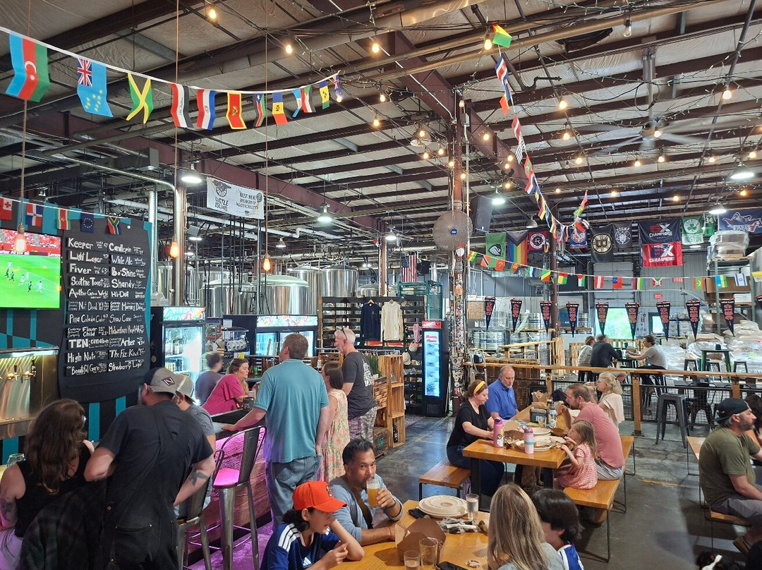 Castle Island Brewing Company-诺伍德必去景点