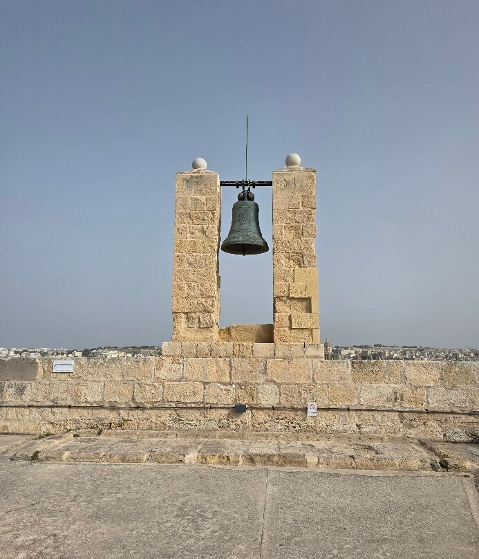 Cavalier Ferramolino, Fort Sant'anglu-毕尔古必去景点