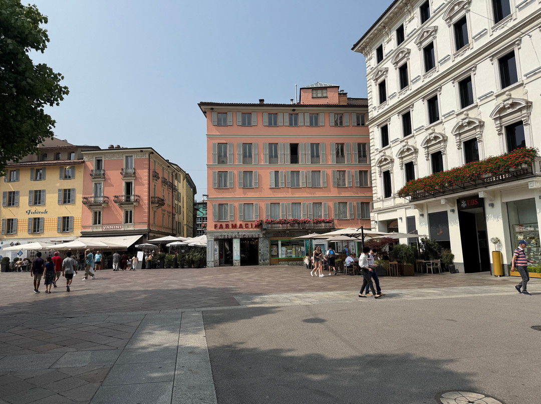 Piazza della Riforma-卢加诺必去景点