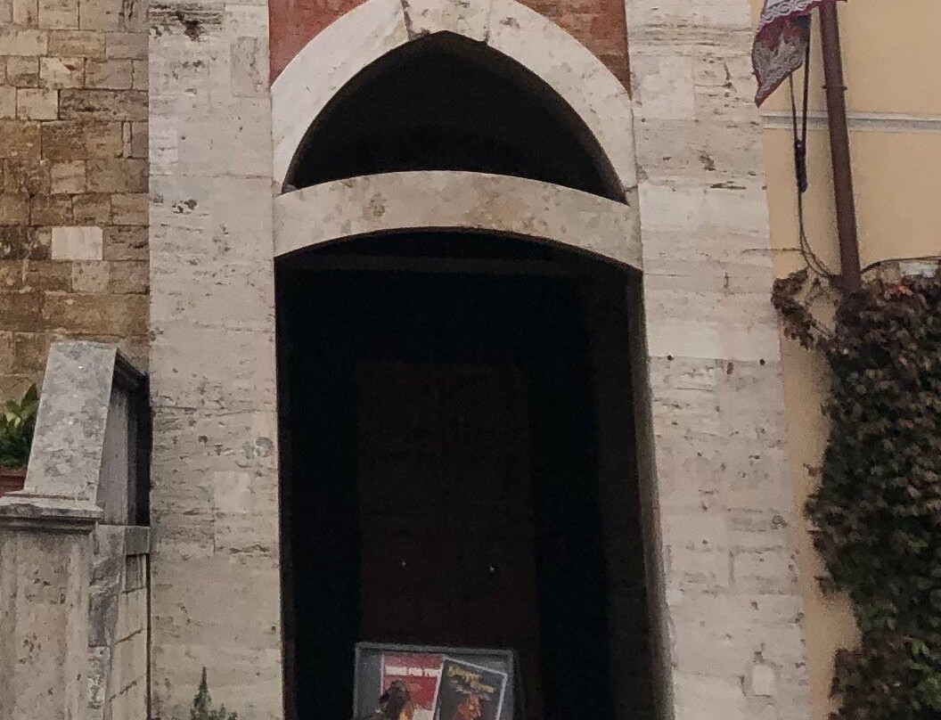 Chiesa di San Francesco-圣奎里科多尔恰必去景点