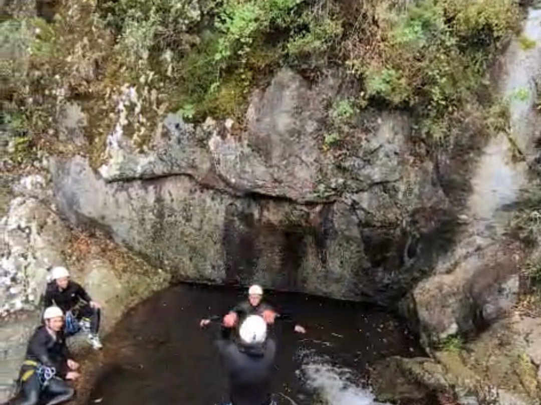 Pyrenees Canyoning by Max & Lola-Leucate必去景点