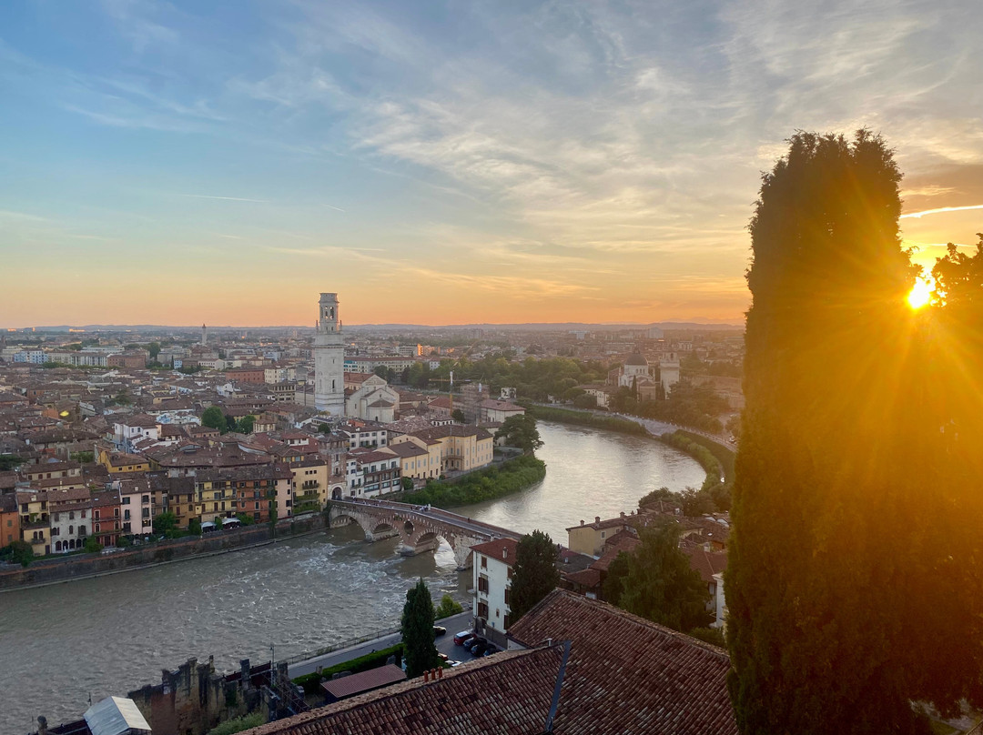 Piazzale Castel San Pietro-维罗纳必去景点