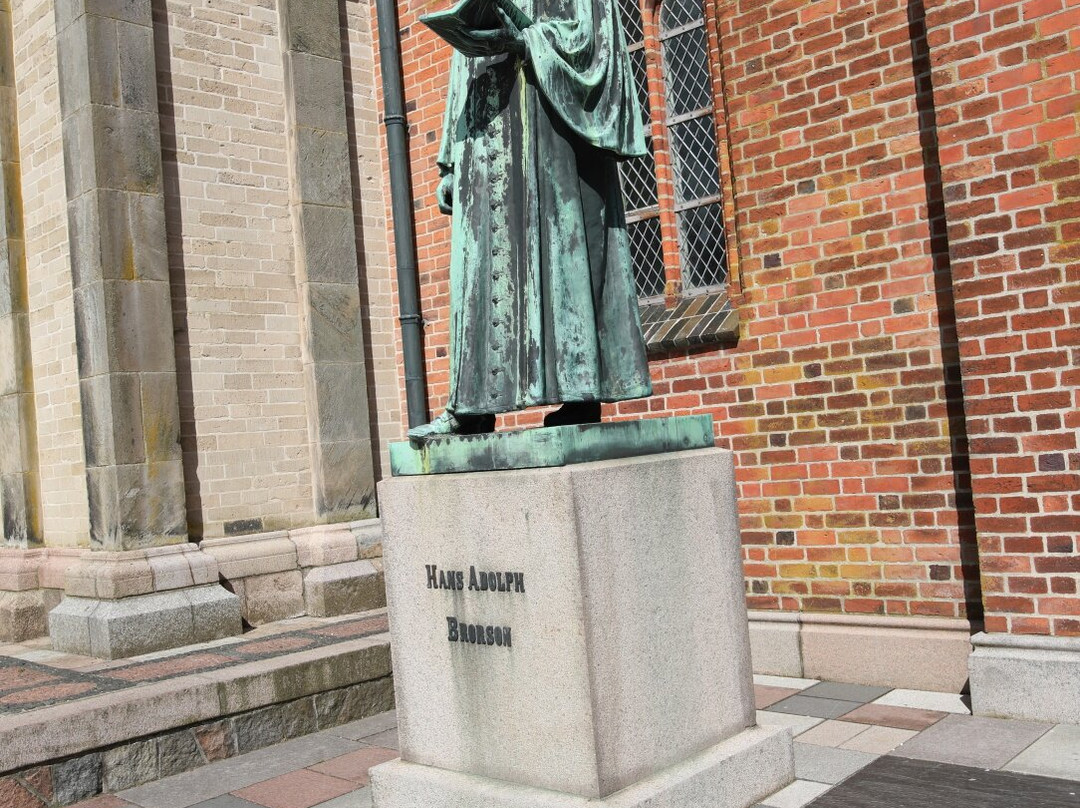 Hans Adolf Brorson Statue-里伯必去景点