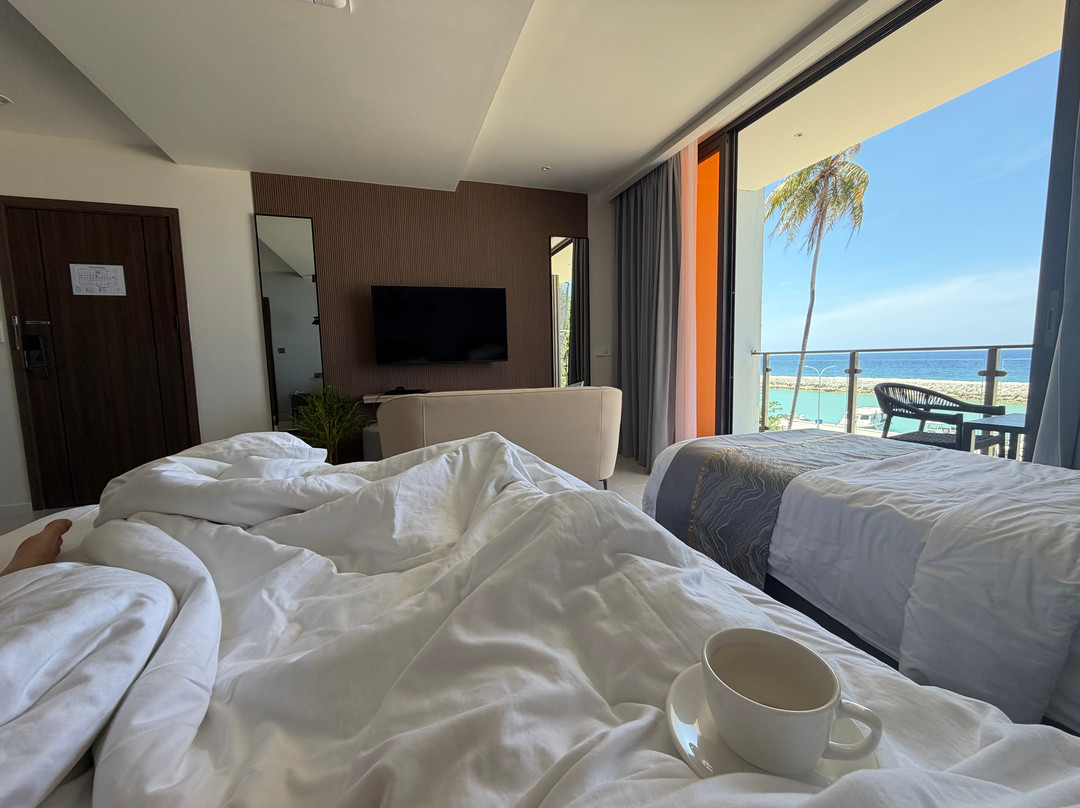 Lonuhiri at Dhigurah