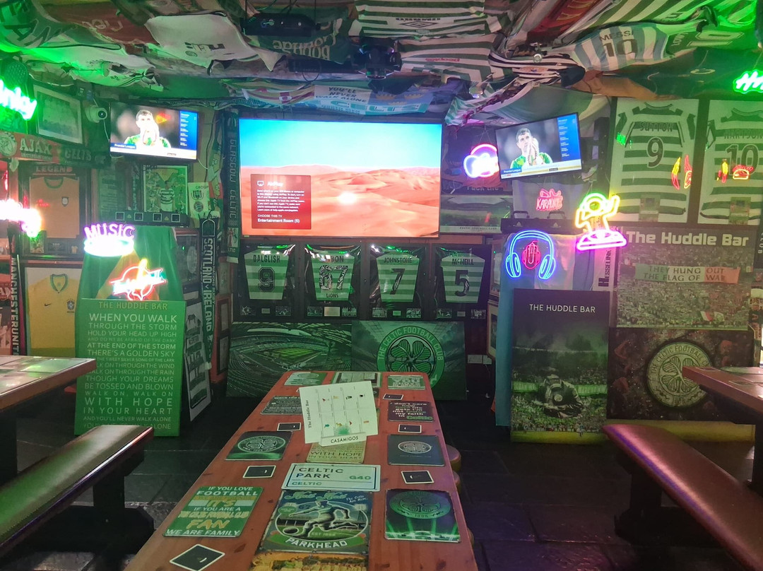 The Huddle Bar